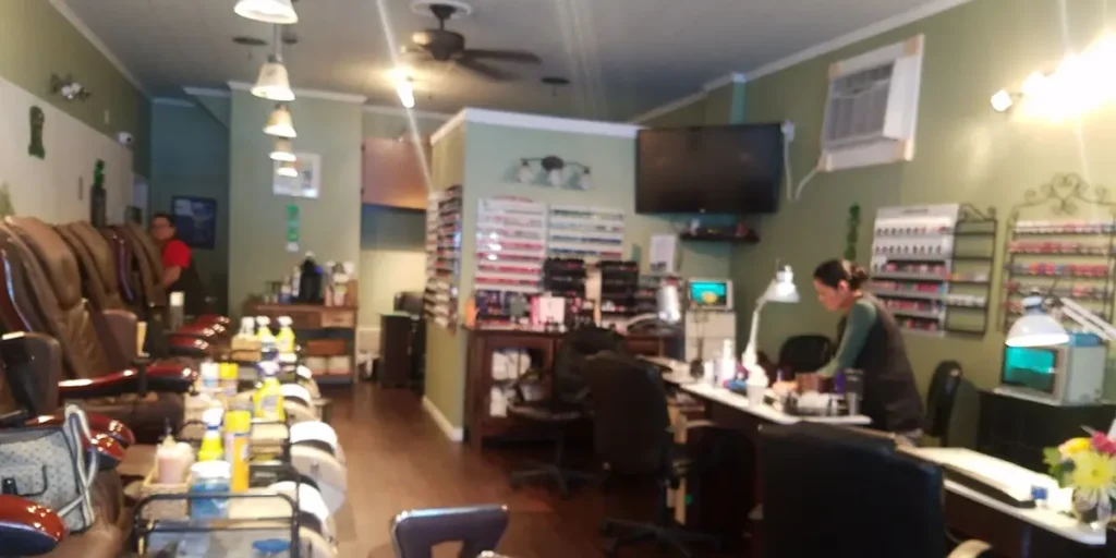 Brisa's Nail Salon in Edison, NJ