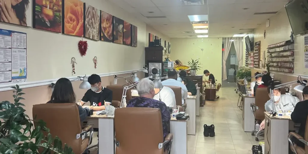 Venus Nail Spa in Edison, NJ